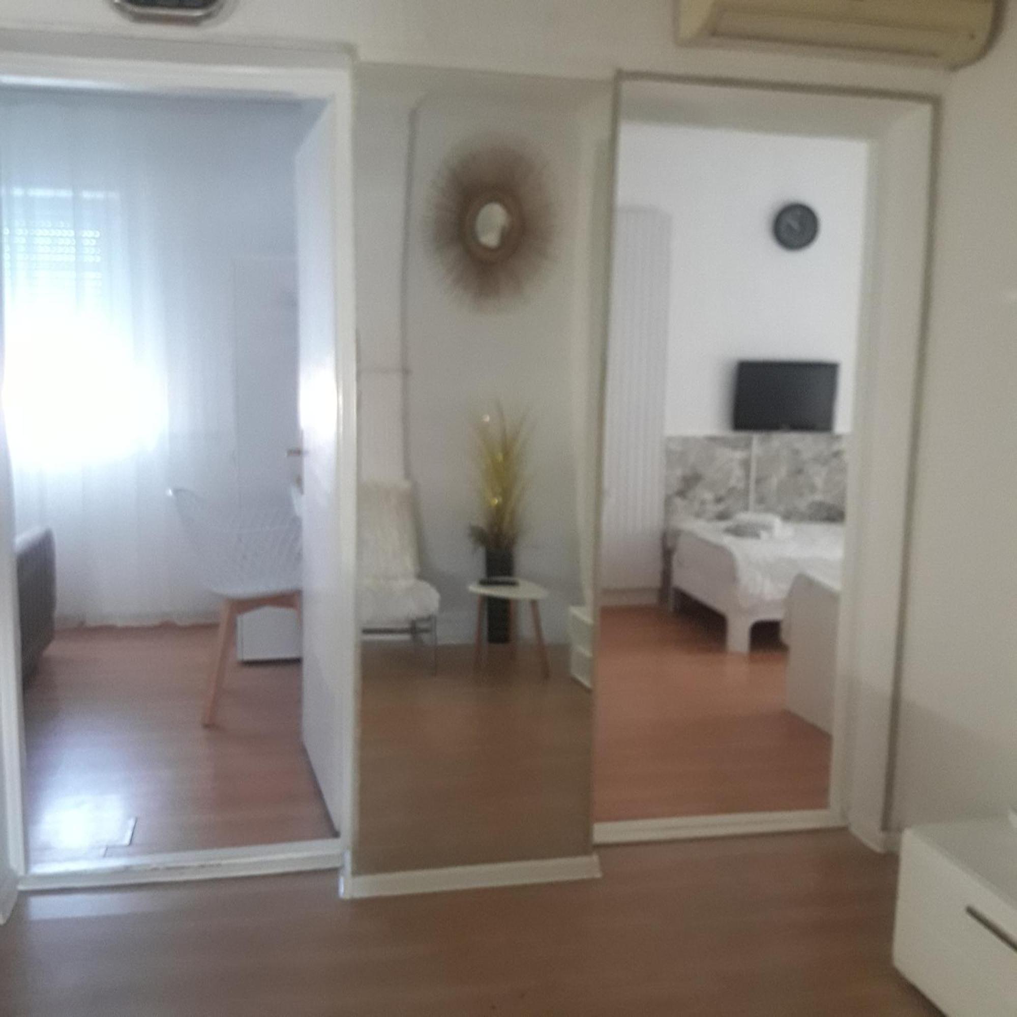 Apartmani Ni Exteriér fotografie