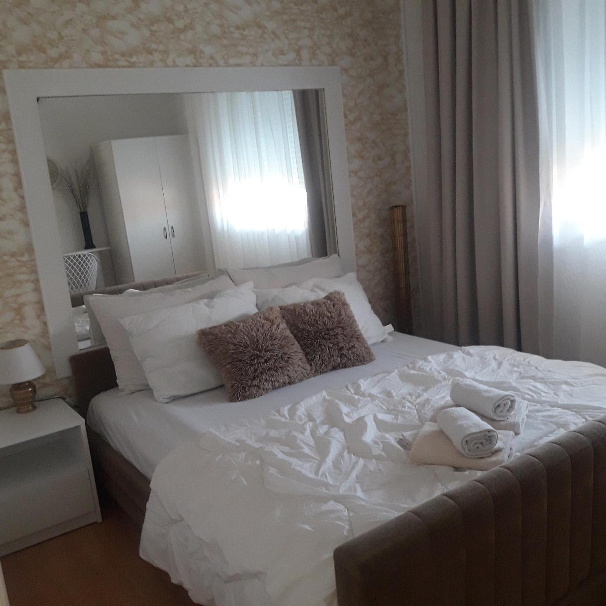 Apartmani Ni Exteriér fotografie